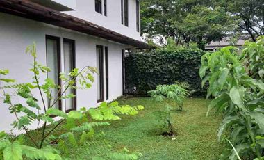 For Rent / Sale Beautiful Garden House inside Compound at Jagakarsa