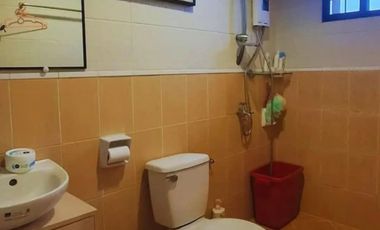 𝗙𝗢𝗥 𝗦𝗔𝗟𝗘: House For Sale in Metrovilla Centre, Valenzuela City