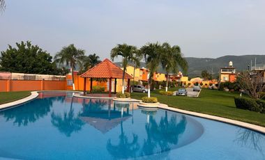 CASA EN VENTA FRACCIONAMIENTO LAS GARZAS CUERNAVACA