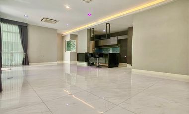 House  for sale ขาย ลดราคาพิเศษ บ้านหรูหลังมุม ที่ดินใหญ่ ถนนเมนใกล้ทะเลสาบ  ที่ ม. มัณฑนา เลค วัชรพล    Mantana Lake Watcharapol  ทำเลดีใกล้ทางด่วน
