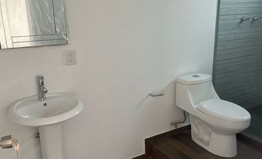 CASA EN VENTA EN TOLUCA NUEVA, AMPLIA EXCELENTE PRECIO