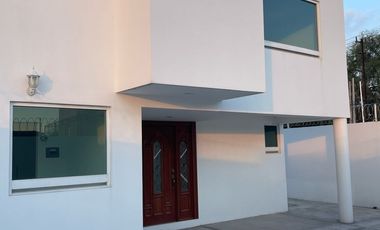 CASA EN VENTA EN TOLUCA NUEVA, AMPLIA EXCELENTE PRECIO