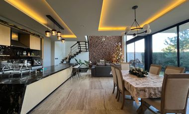 Venta Casa Vila Senza, Lomas de Bellavista
