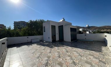 Venta Casa Vila Senza, Lomas de Bellavista