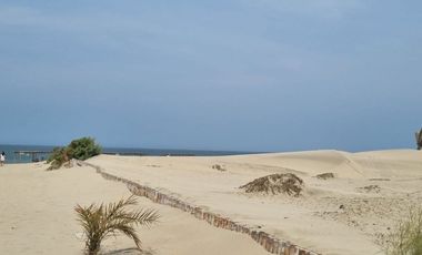 VENTA TERRENO DE PLAYA FRENTE AL MAR EN VICHAYITO