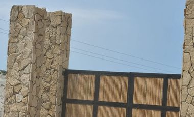 VENTA TERRENO DE PLAYA FRENTE AL MAR EN VICHAYITO