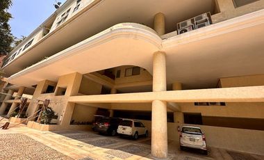 Villa en venta con vista a la Bahía de Acapulco en una de las zonas más exclusivas Guitarrón