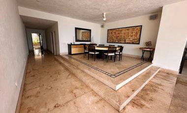 Villa en venta con vista a la Bahía de Acapulco en una de las zonas más exclusivas Guitarrón