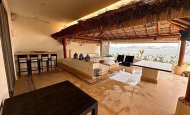 Villa en venta con vista a la Bahía de Acapulco en una de las zonas más exclusivas Guitarrón