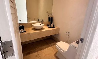 Villa en venta con vista a la Bahía de Acapulco en una de las zonas más exclusivas Guitarrón