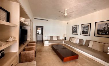 Villa en venta con vista a la Bahía de Acapulco en una de las zonas más exclusivas Guitarrón