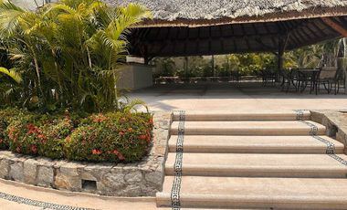 Villa en venta con vista a la Bahía de Acapulco en una de las zonas más exclusivas Guitarrón