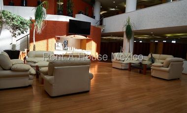 Casa Club en Venta (Club de Golf Valle Escondido - Atizapan)