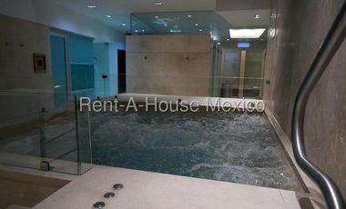 Casa Club en Venta (Club de Golf Valle Escondido - Atizapan)