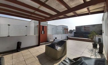 VENTA PENT HOUSE CHACARILLA, 4 COCHERAS, AREA SOCIAL, ZONA DE PARRILLA