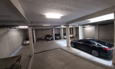 VENTA PENT HOUSE CHACARILLA, 4 COCHERAS, AREA SOCIAL, ZONA DE PARRILLA