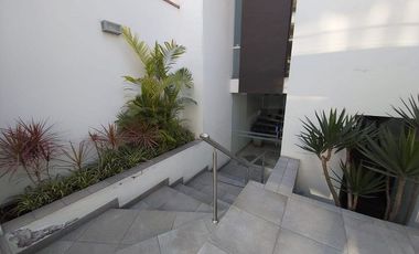 VENTA PENT HOUSE CHACARILLA, 4 COCHERAS, AREA SOCIAL, ZONA DE PARRILLA