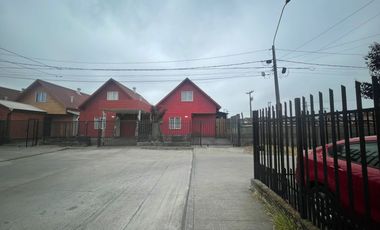 VENDE CASA 3D,2B,1E SECTOR LA PEÑA CORONEL