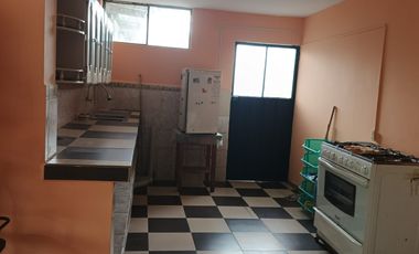 CASA INDEPENDIENTE EN VENTA