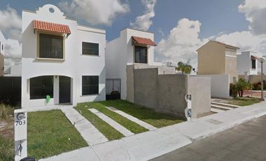 Venta de casa a precio de remate en Gran Santa Fe, Merida Yuc