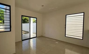 Venta de casa a precio de remate en Gran Santa Fe, Merida Yuc