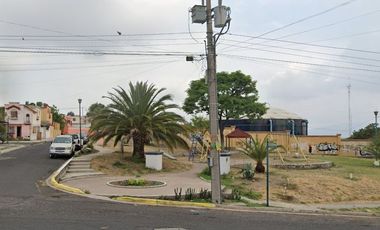 CASA EN VENTA FRACC URBI PASEOS DE SANTIAGO TONALA JALISCO