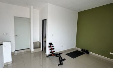 Casa en Renta de 3 Niveles en Cumbres Britania, García, Nuevo León