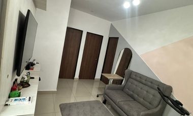 Casa en Renta de 3 Niveles en Cumbres Britania, García, Nuevo León