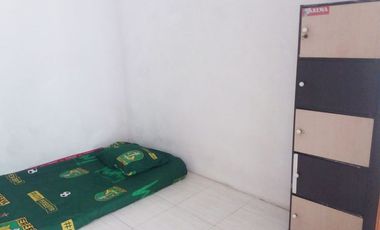 Kost Putra Dekat Gress Mall, KIG Kawasan Industri Gresik, Gedung Petrokimia Gresik