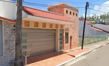 CASA EN VENTA EN COLONIA COSTA DE ORO, VERACRUZ NO SE ACEPTAN CREDITOS