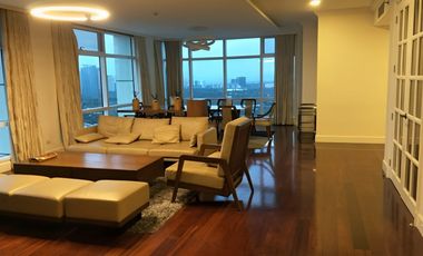 3BR Condo Unit for Lease Rent in One Roxas Triangle Makati City