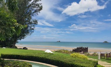Baan Nub Kluen Condominium by the Beach in Huahin