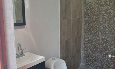 Habitación amueblada para mujer en renta, Metepec, Edo. Mex.