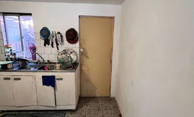Amplia Casa En Venta