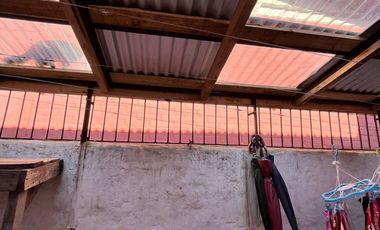 Amplia Casa En Venta