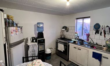 Amplia Casa En Venta