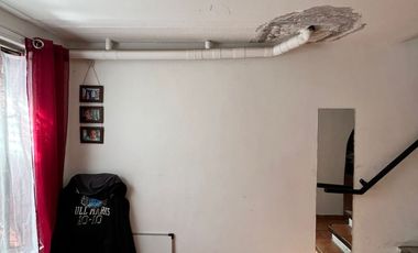 Amplia Casa En Venta