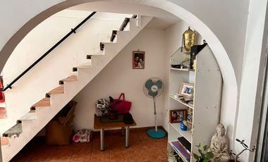 Amplia Casa En Venta