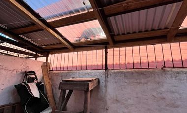Amplia Casa En Venta
