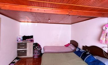 Amplia Casa En Venta