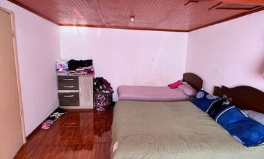 Amplia Casa En Venta