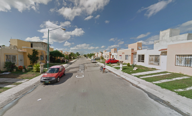 CASA EN CALLE AMARANTOS, COL. MISION DE LAS FLORES, QUINTANA ROO, ¡NO CREDITOS!