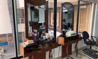 Venta de Local en Urdesa Central, Victor Emilio Estrada,Guaayaquil