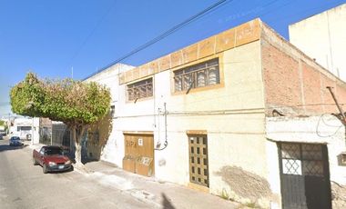 Casa en Venta Calle Prudencia, Infonavit Estadio, Guadalajara Jalisco Recuperación Bancaria