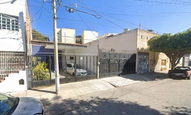 Casa en Venta Calle Prudencia, Infonavit Estadio, Guadalajara Jalisco Recuperación Bancaria