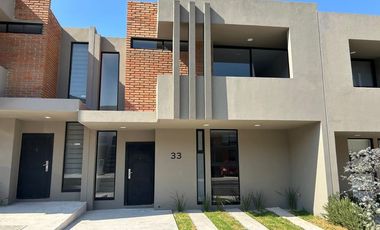Hermosa casa 3 moderno desarrollo ubicado en Zibatá_Querétaro ZR