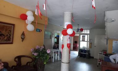 Vendo amplia casa comercial rentando, Sector Conucos