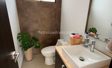 VENDO CASA SAUCES DE LA FLORIDA CAJICA - CUNDINAMARCA.