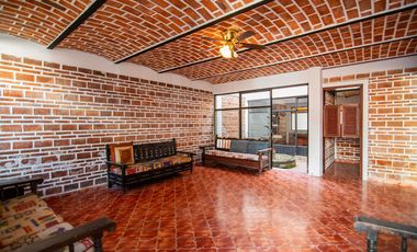 Excelente casa, perfecta para descanso o inversion.