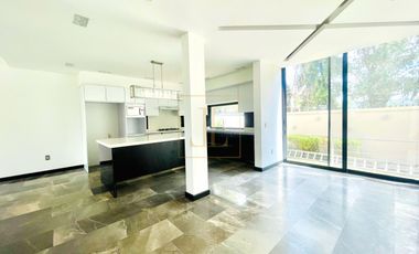 Casa en Venta El Bajío Habitat. ROOFTOP Increíble